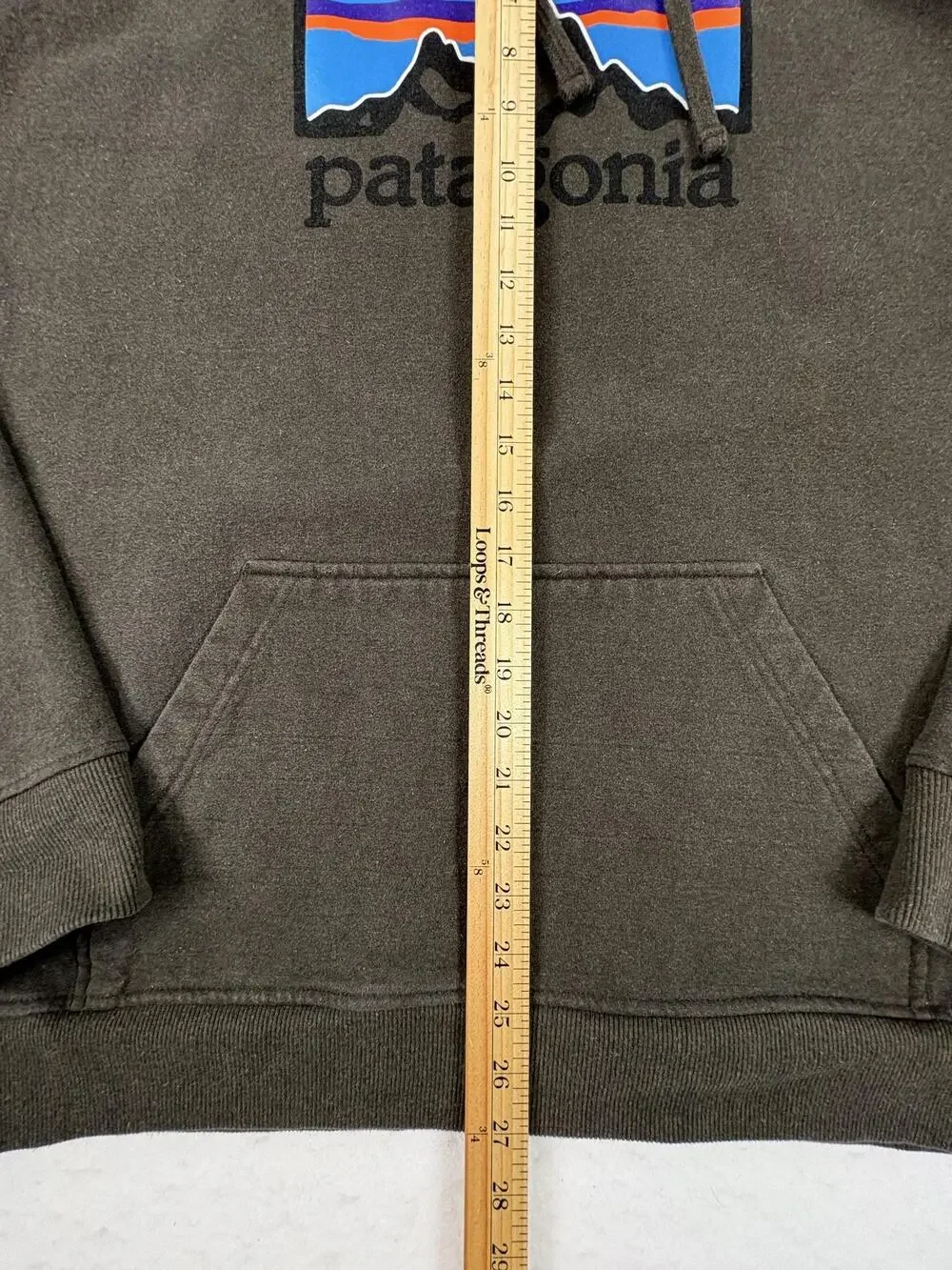 Patagonia Hoodie Mens 2XL Gray Uprisal Fleece Pullover Kangaroo Graphic Logo